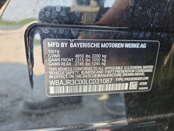 2020 BMW 530