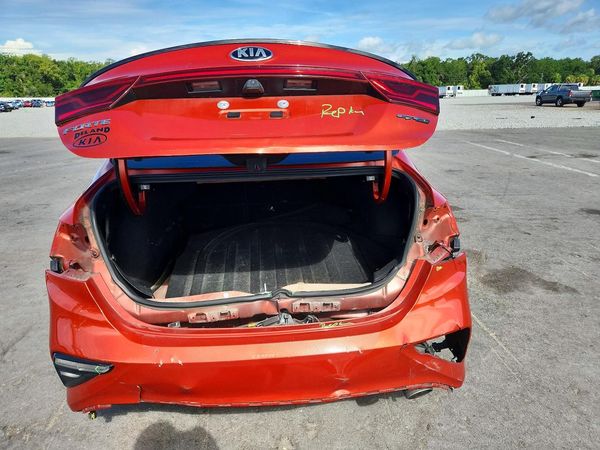 2021 KIA FORTE GT Line