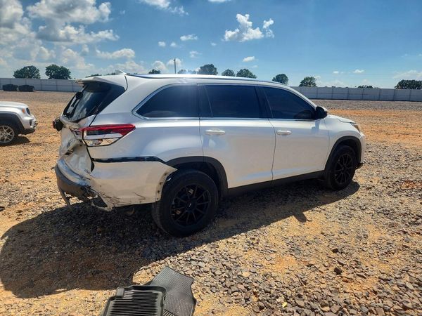 2019 TOYOTA HIGHLANDER SE/XLE