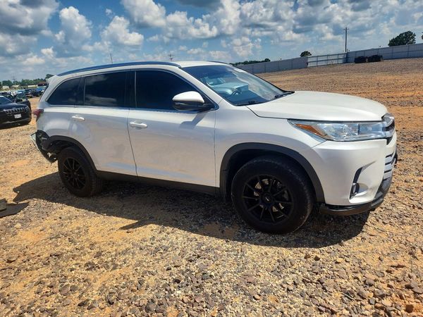 2019 TOYOTA HIGHLANDER SE/XLE
