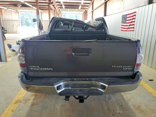 2012 TOYOTA TACOMA