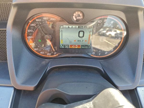 2017 CAN-AM SPYDER ROA