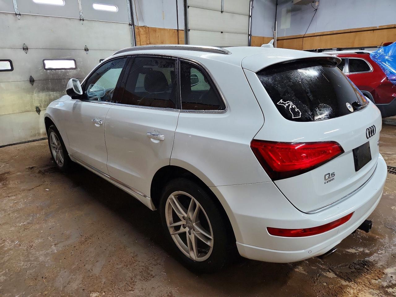 2017 AUDI Q5 quattro Premium Plus