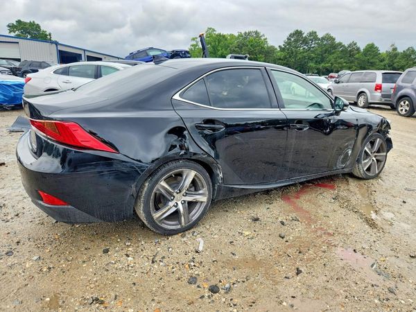 2017 LEXUS IS 200t
