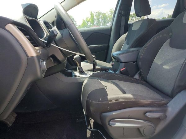 2016 JEEP CHEROKEE SPORT FWD