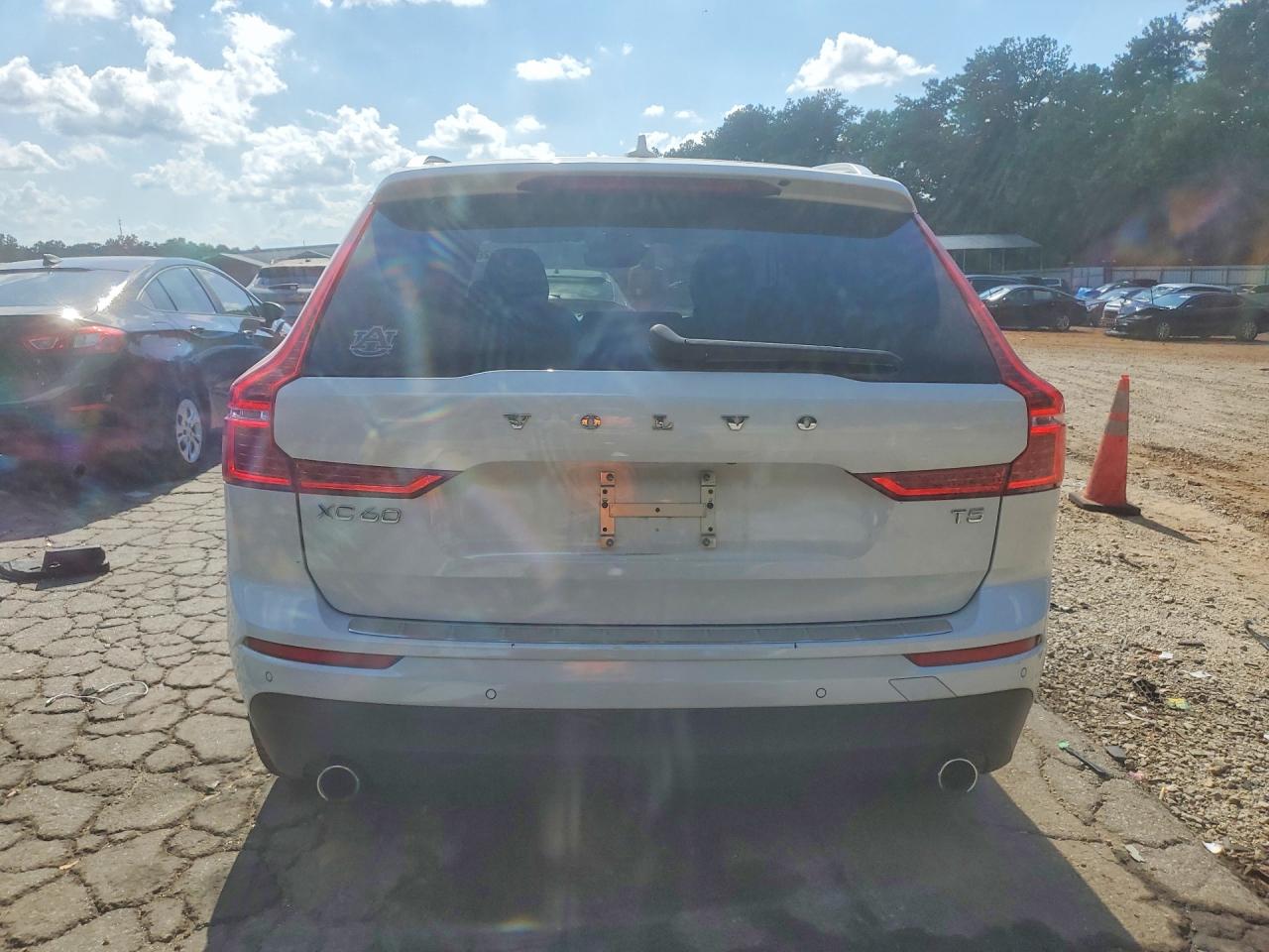 2021 VOLVO XC60