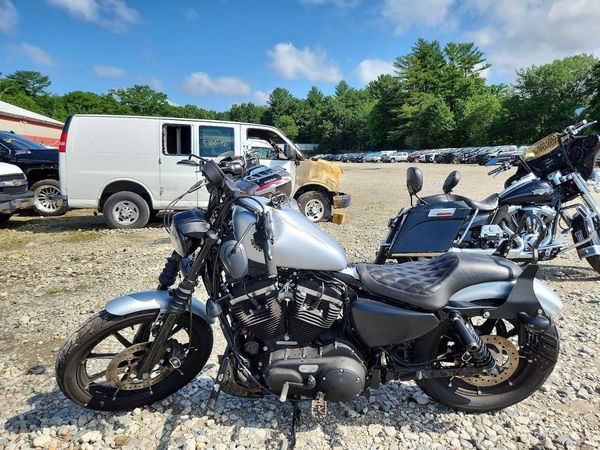 2020 HARLEY-DAVIDSON XL883