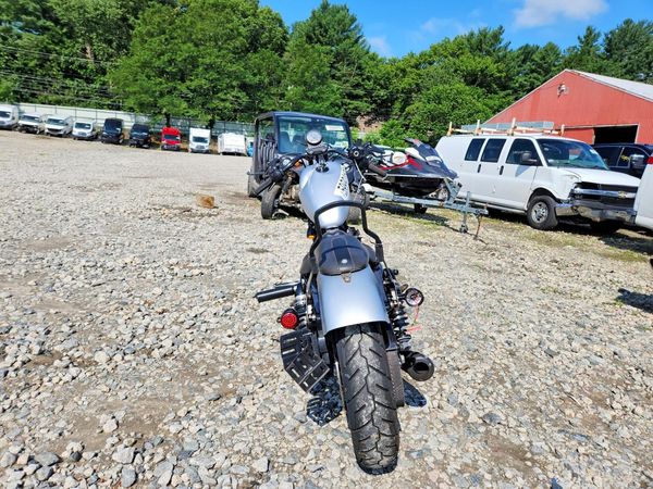 2020 HARLEY-DAVIDSON XL883