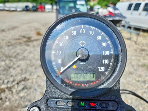 2020 HARLEY-DAVIDSON XL883