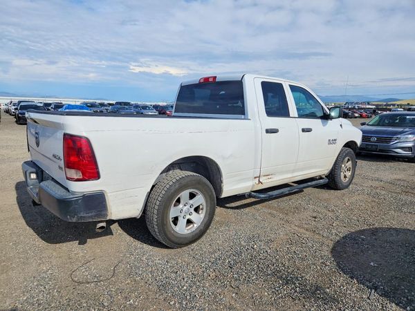 2015 RAM 1500 ST