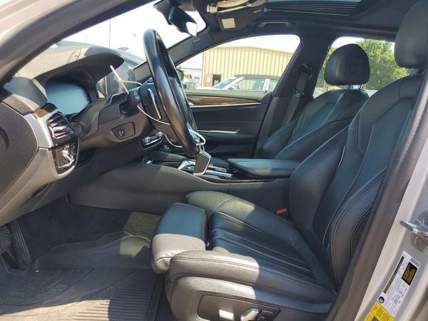 2019 BMW 530XE xDrive