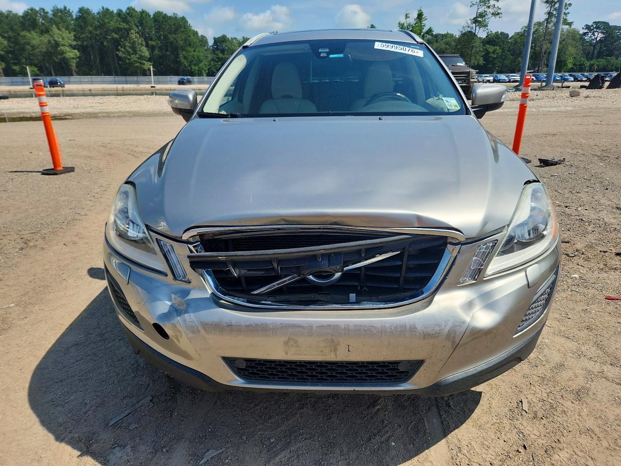 2013 VOLVO XC60
