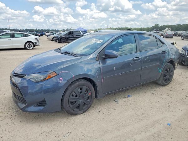 2018 TOYOTA COROLLA