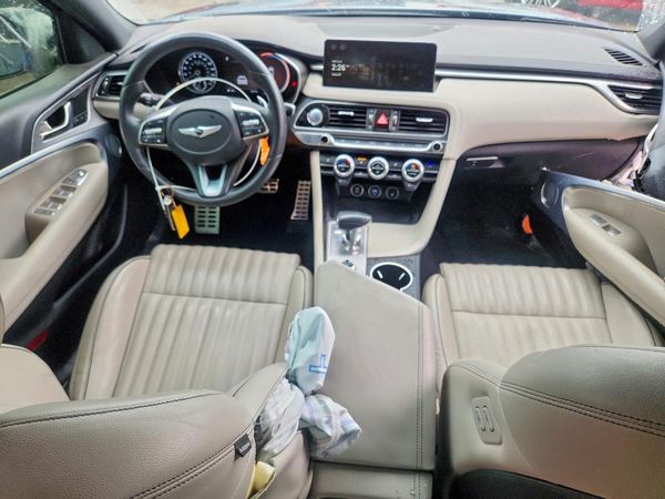 2023 GENESIS G70