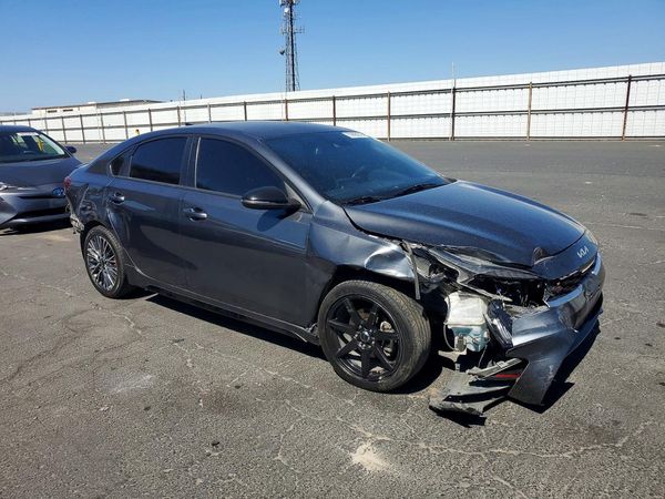 2022 KIA FORTE