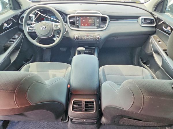 2019 KIA SORENTO L, LX, S