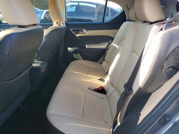 2014 LEXUS CT 200h