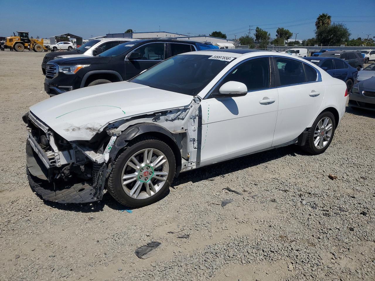 2019 JAGUAR XE