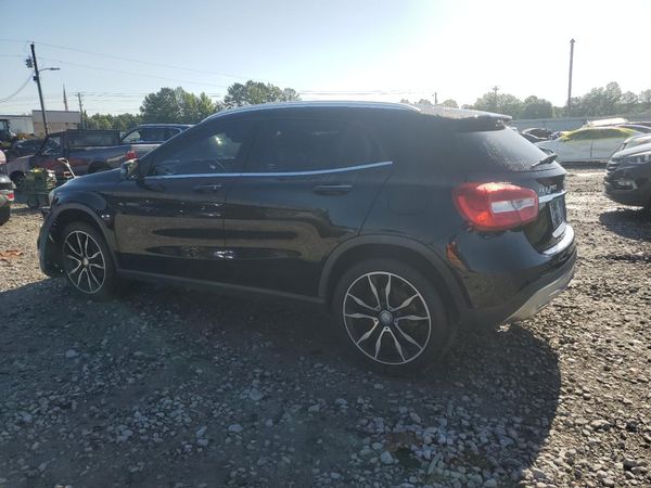 2016 MERCEDES-BENZ GLA