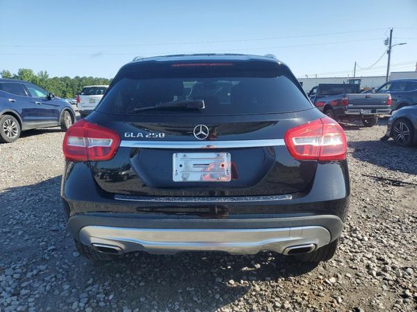 2016 MERCEDES-BENZ GLA
