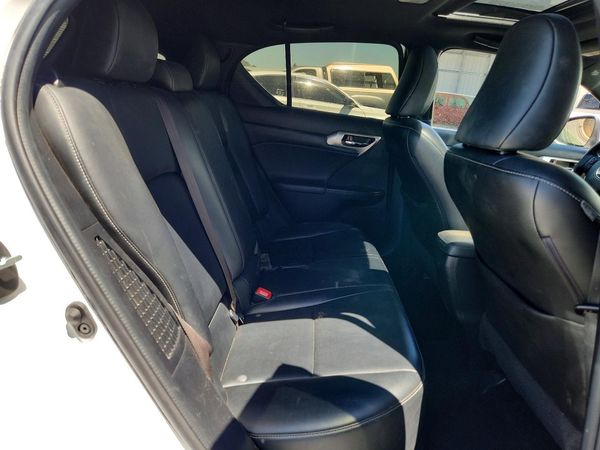 2016 LEXUS CT 200h