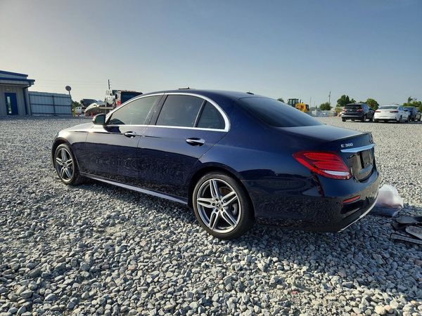 2018 MERCEDES-BENZ E E300