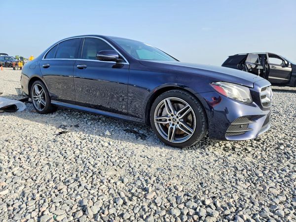 2018 MERCEDES-BENZ E E300