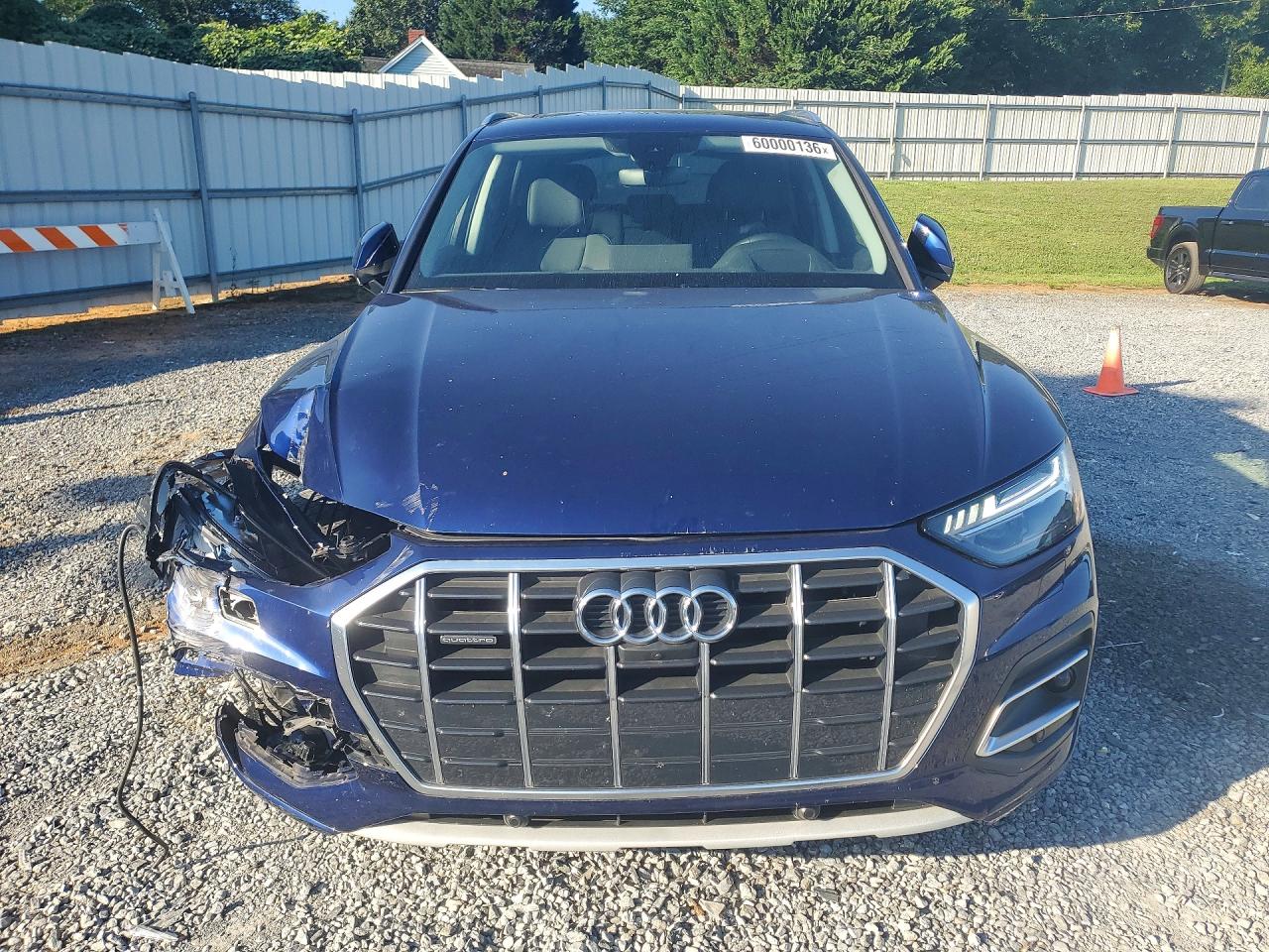 2021 AUDI Q5 quattro Prestige