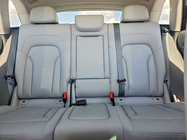 2016 AUDI Q5 quattro Premium Plus