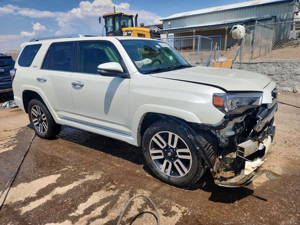 2023 TOYOTA 4RUNNER Limited