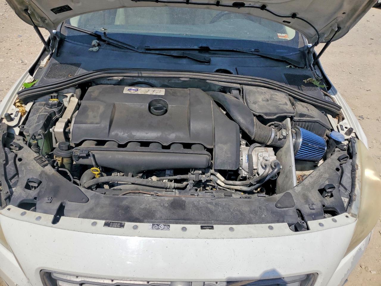 2011 VOLVO S60