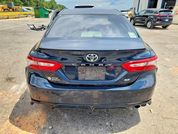 2018 TOYOTA CAMRY LE/SE/XLE/XSE