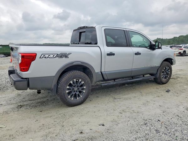 2018 NISSAN TITAN