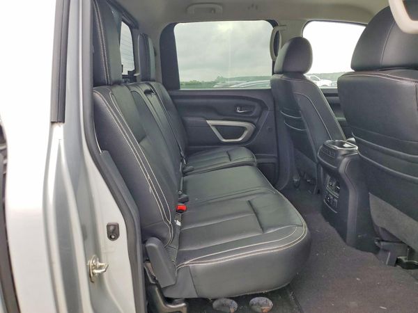 2018 NISSAN TITAN