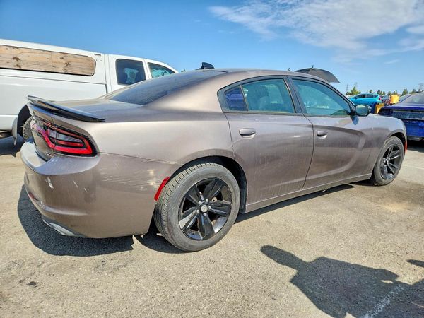 2016 DODGE CHARGER SXT RWD