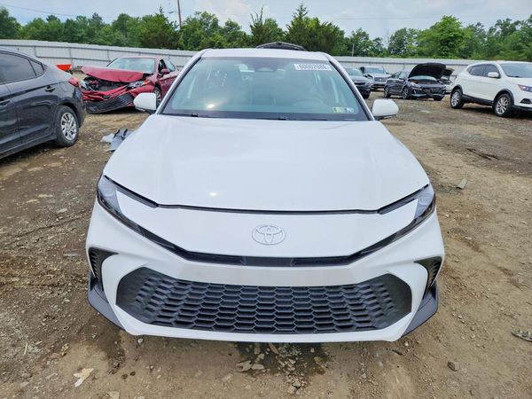 2025 TOYOTA CAMRY