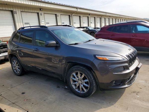 2018 JEEP CHEROKEE LATITUDE 4X4