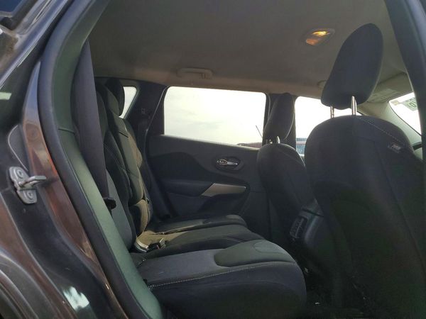 2018 JEEP CHEROKEE LATITUDE 4X4