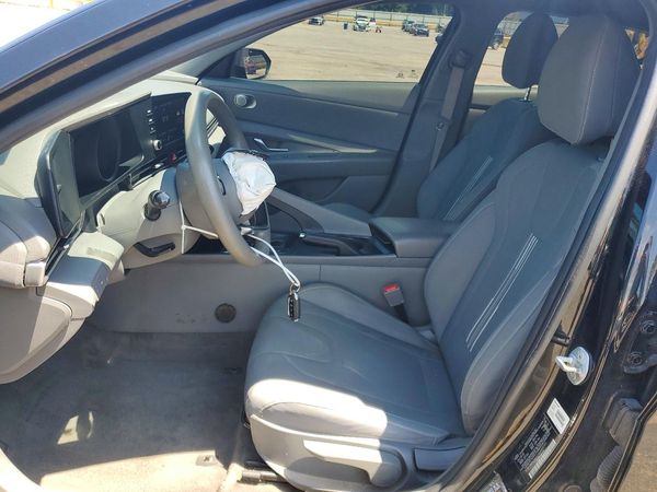 2021 HYUNDAI ELANTRA