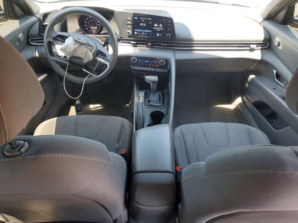 2021 HYUNDAI ELANTRA