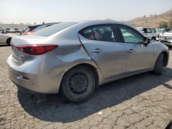 2016 MAZDA 3