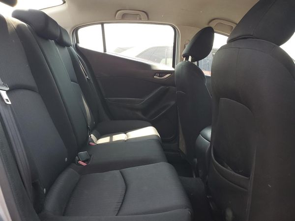 2016 MAZDA 3