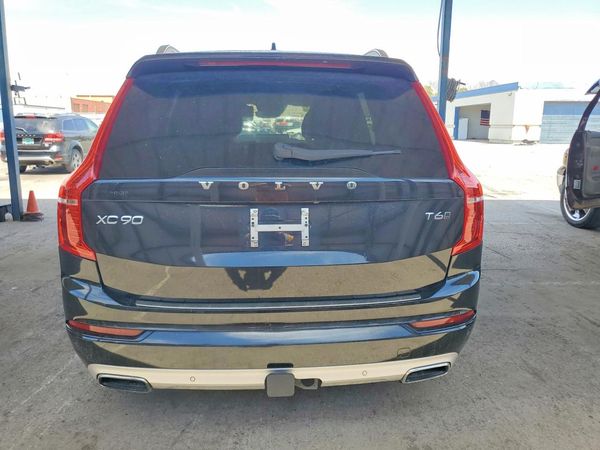 2016 VOLVO XC90 SV42 Momentum