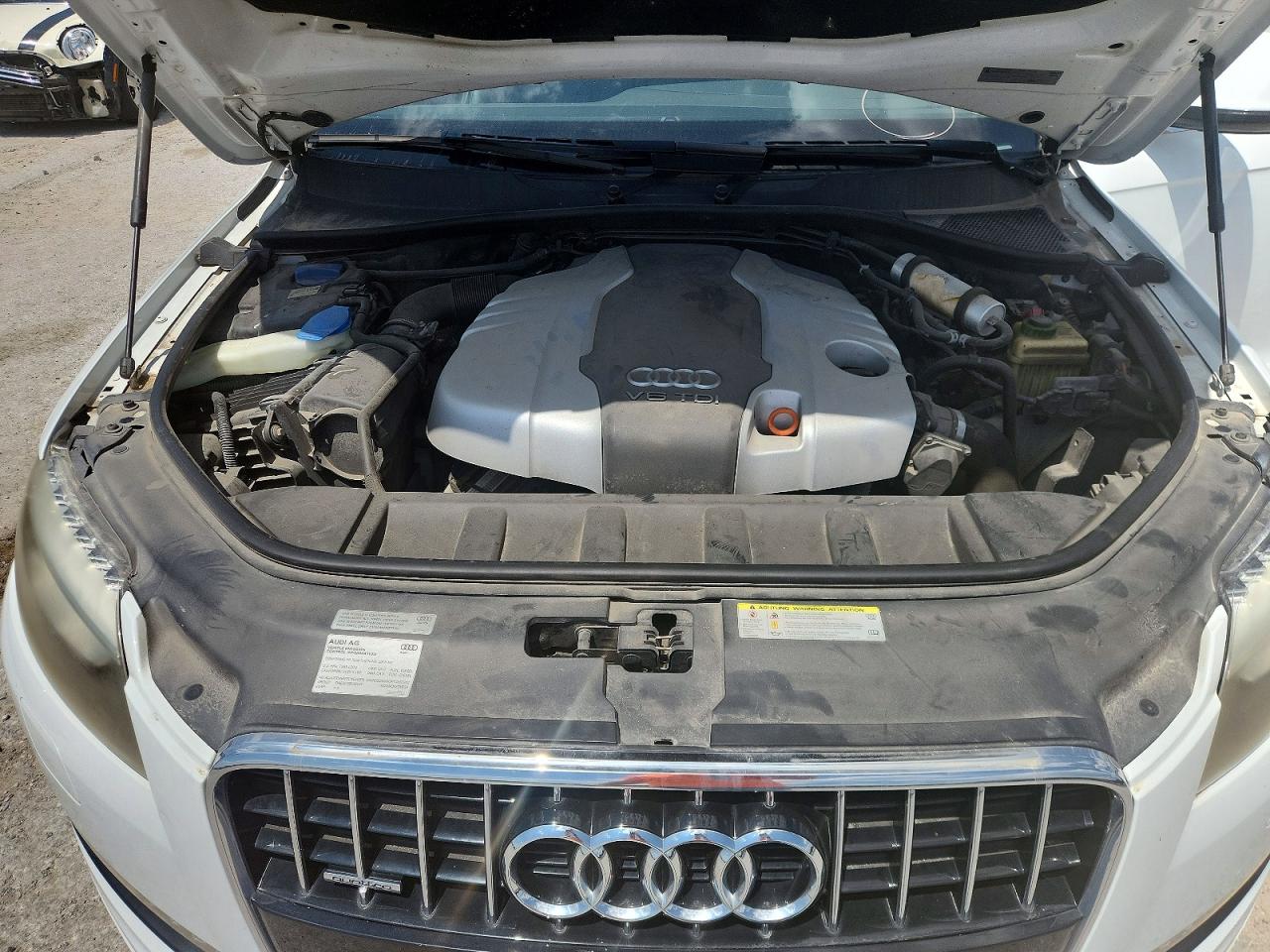 2013 AUDI Q7 Premium Plus