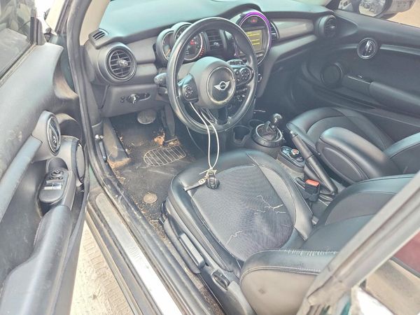 2015 MINI COOPER