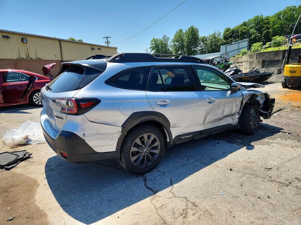 2025 SUBARU OUTBACK Onyx Edition