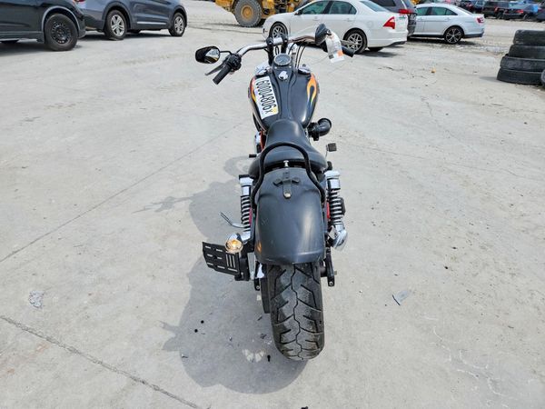 2015 HARLEY-DAVIDSON FXDWG