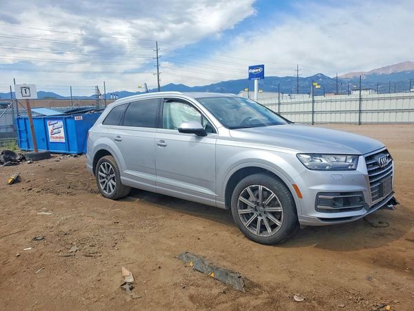 2018 AUDI Q7 quattro Prestige