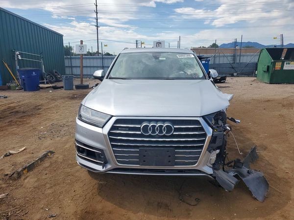 2018 AUDI Q7 quattro Prestige