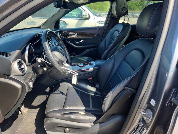 2017 MERCEDES-BENZ GLC